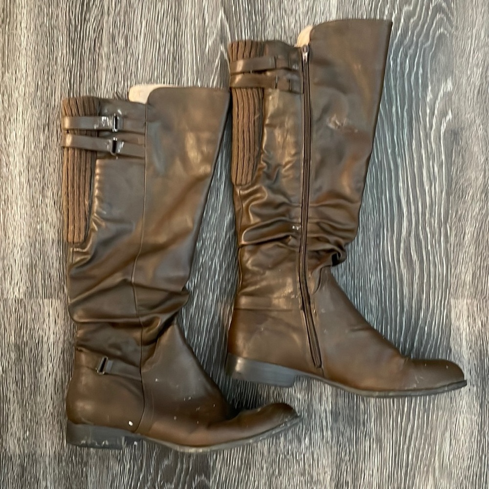 Brown boots